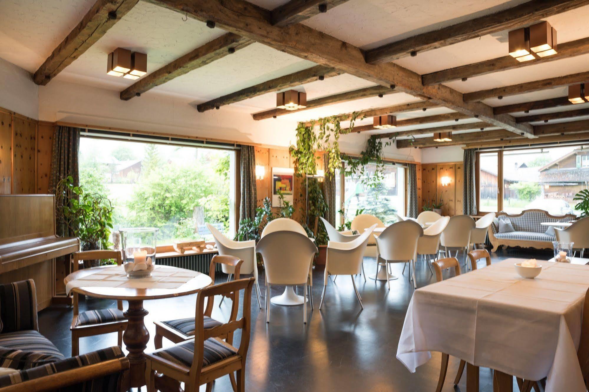 Bluemlisalp Hotel Kandersteg Kültér fotó